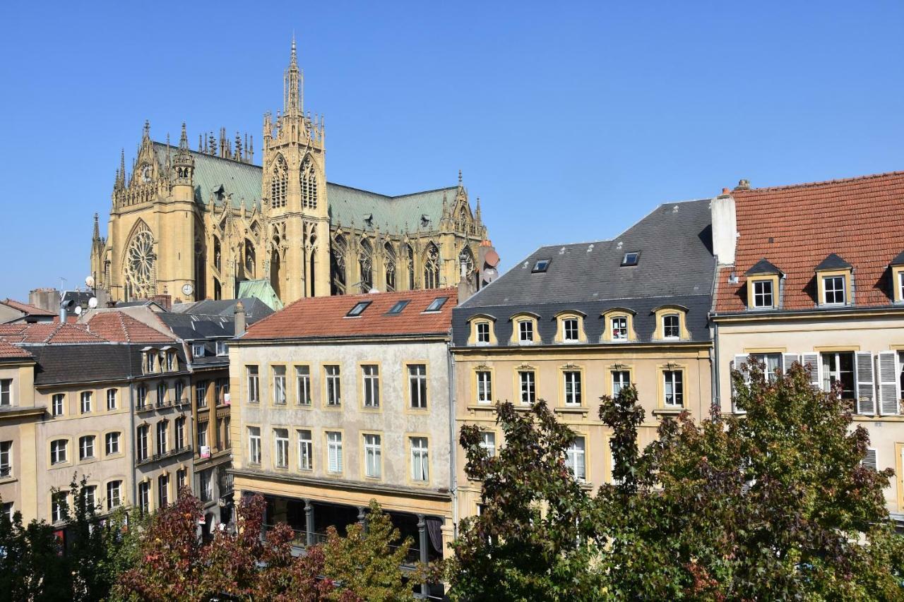 מץ Grand Appartement Vue Cathedrale מראה חיצוני תמונה