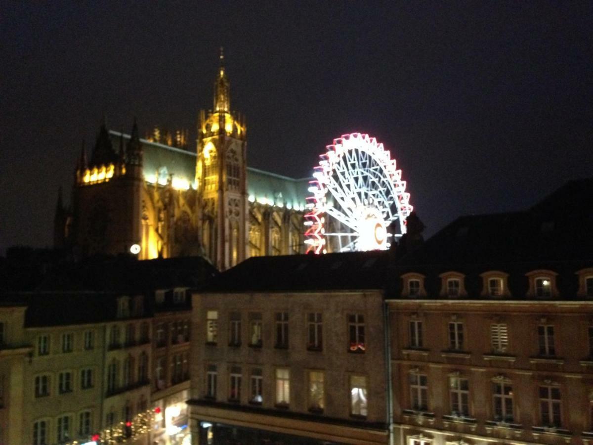 מץ Grand Appartement Vue Cathedrale מראה חיצוני תמונה